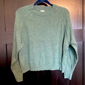 Green a new day sweater